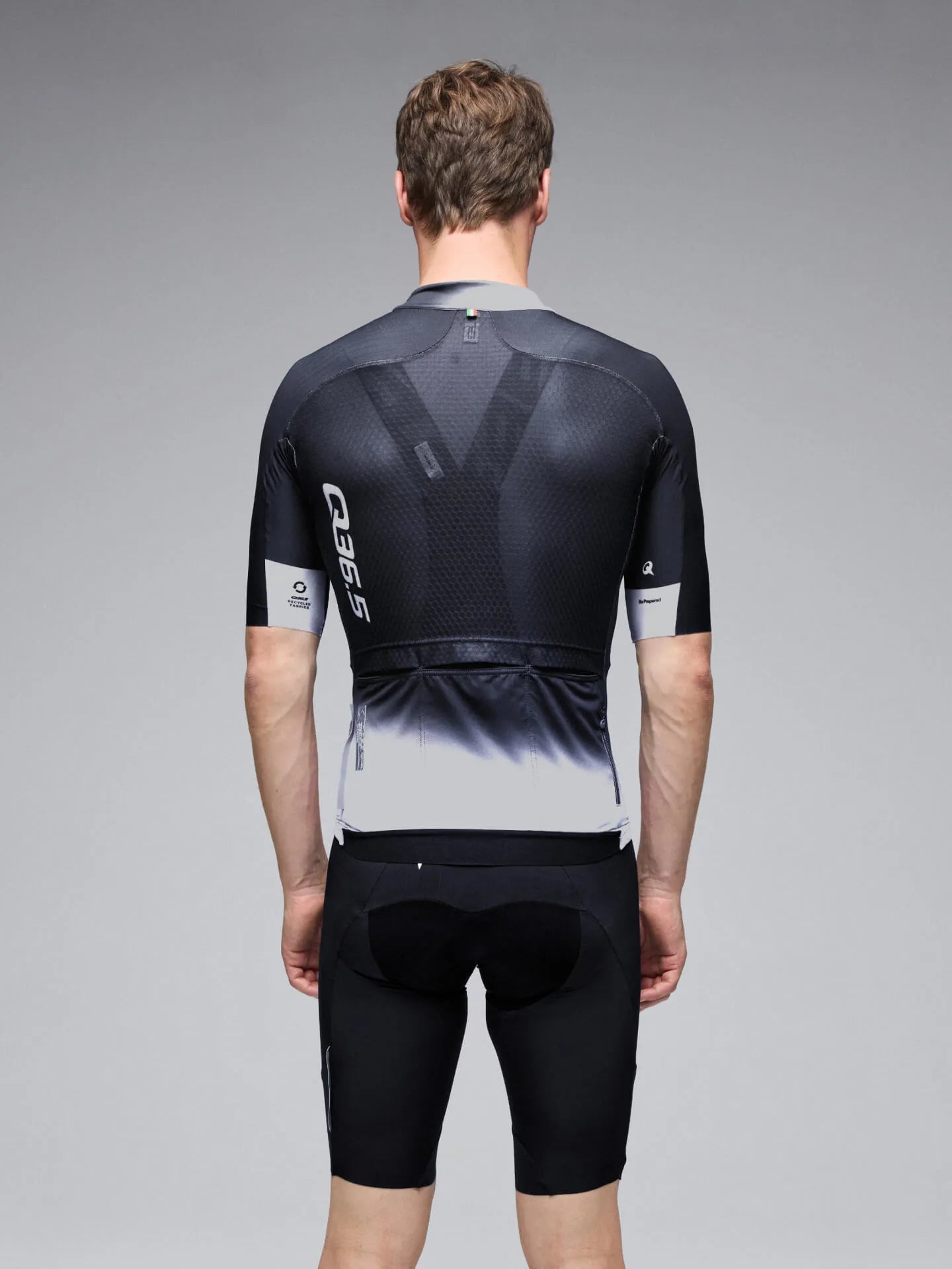 Q36.5 Gregarius Pro Collar Fade Jersey - Black