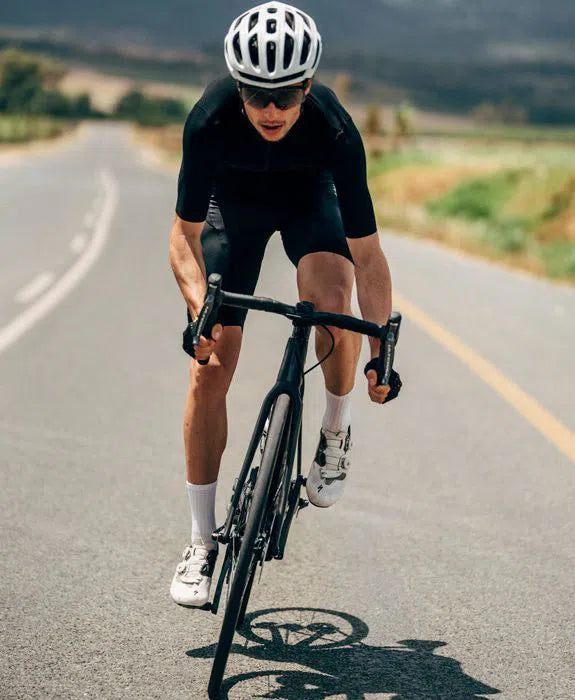 CAFE DU CYCLISTE Color Socks - White-Cycling Socks-