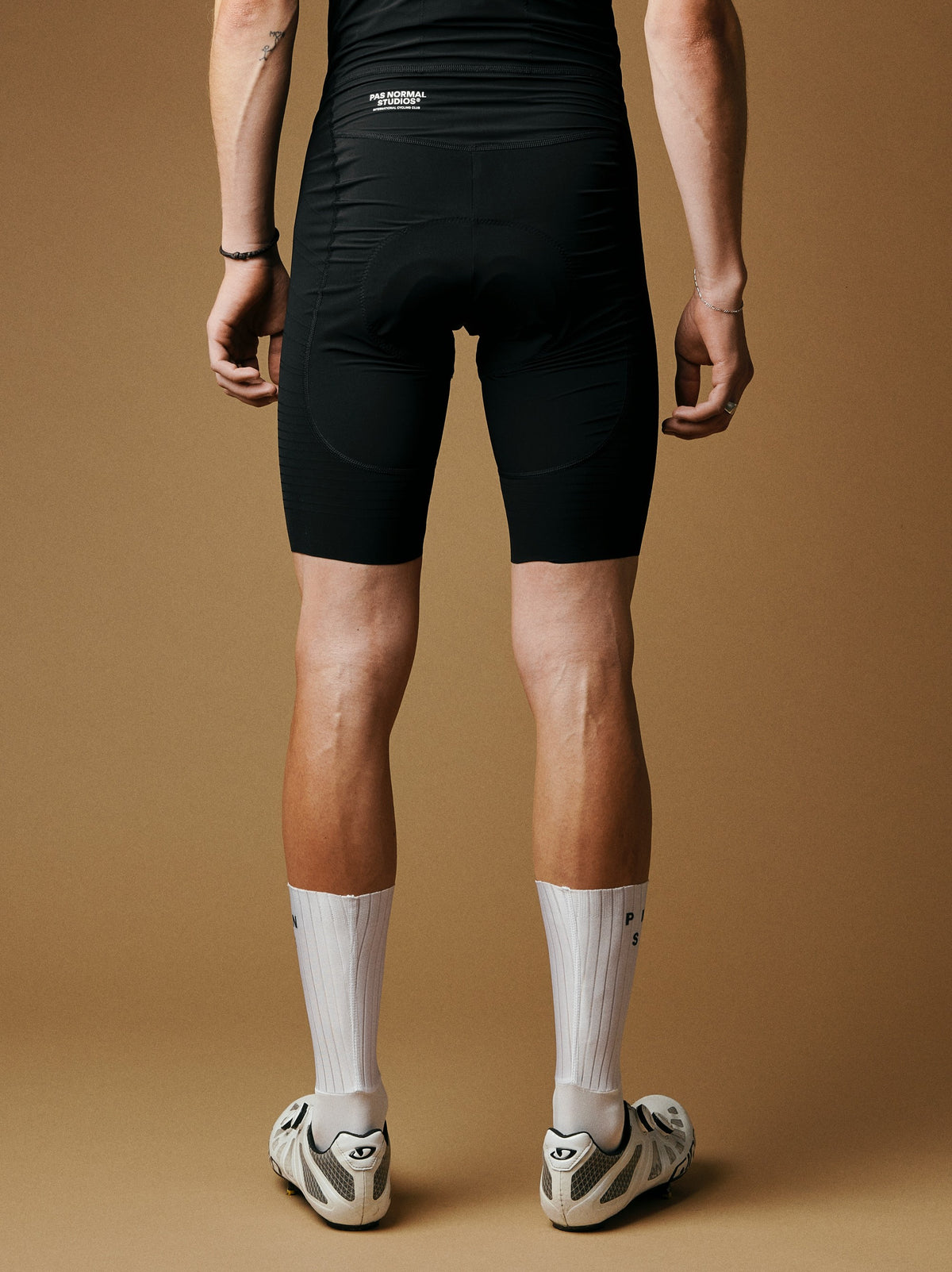 PAS NORMAL STUDIOS Mechanism Aero Socks - White