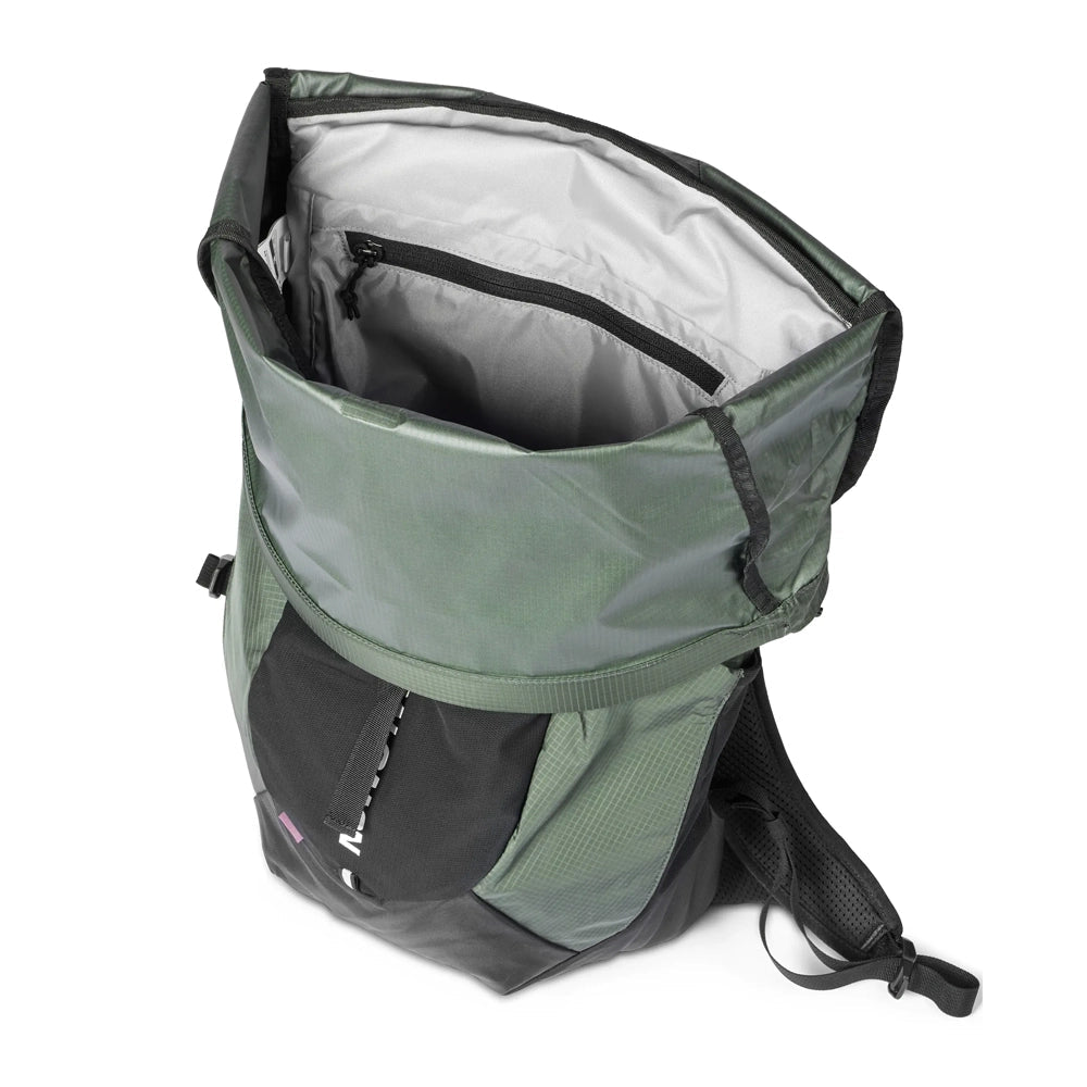 PAS NORMAL STUDIOS x SALOMON ACS Daypack 20L - Black/Green