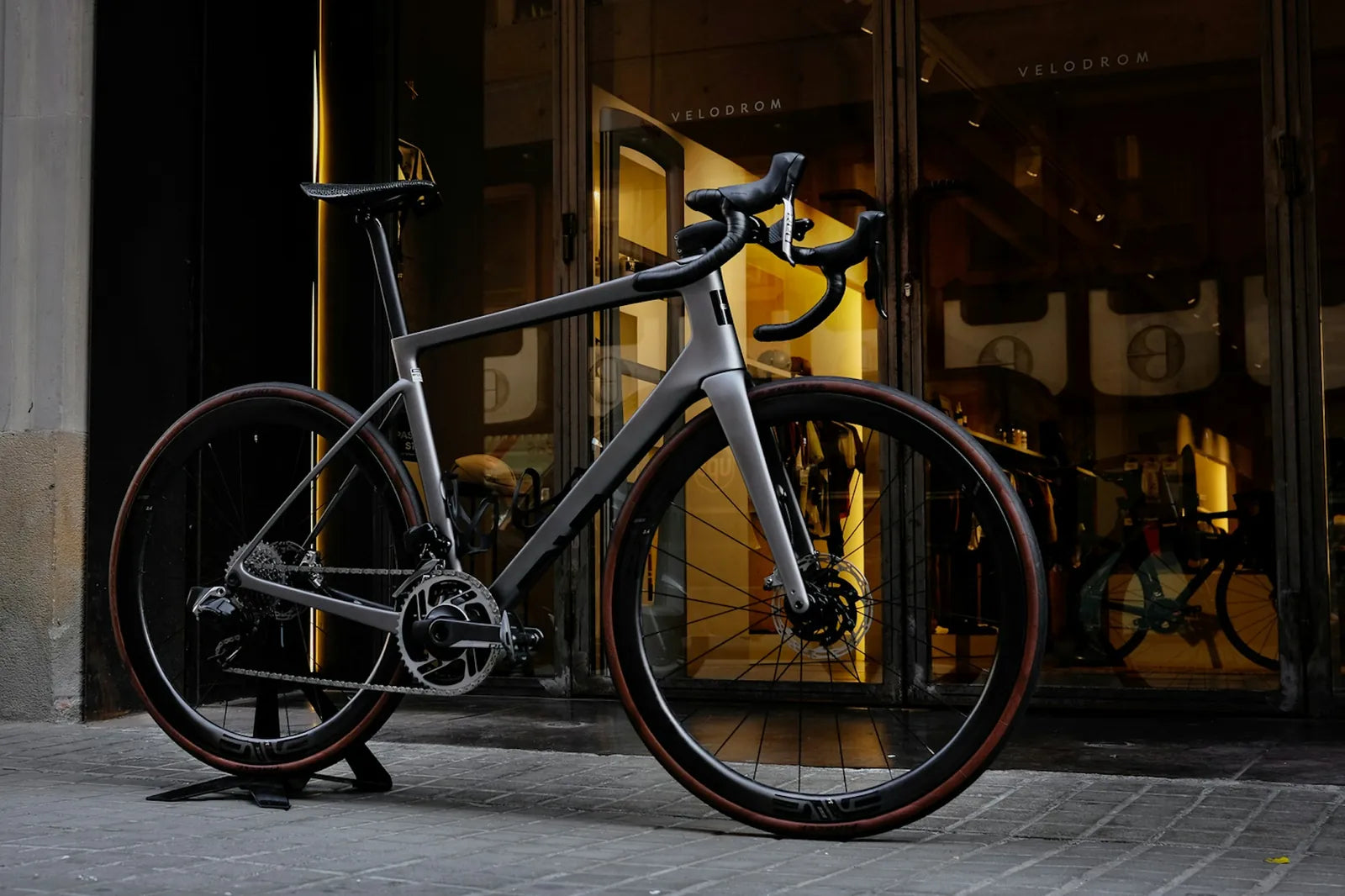 ENVE Melee utanför Velodrom Barcelona