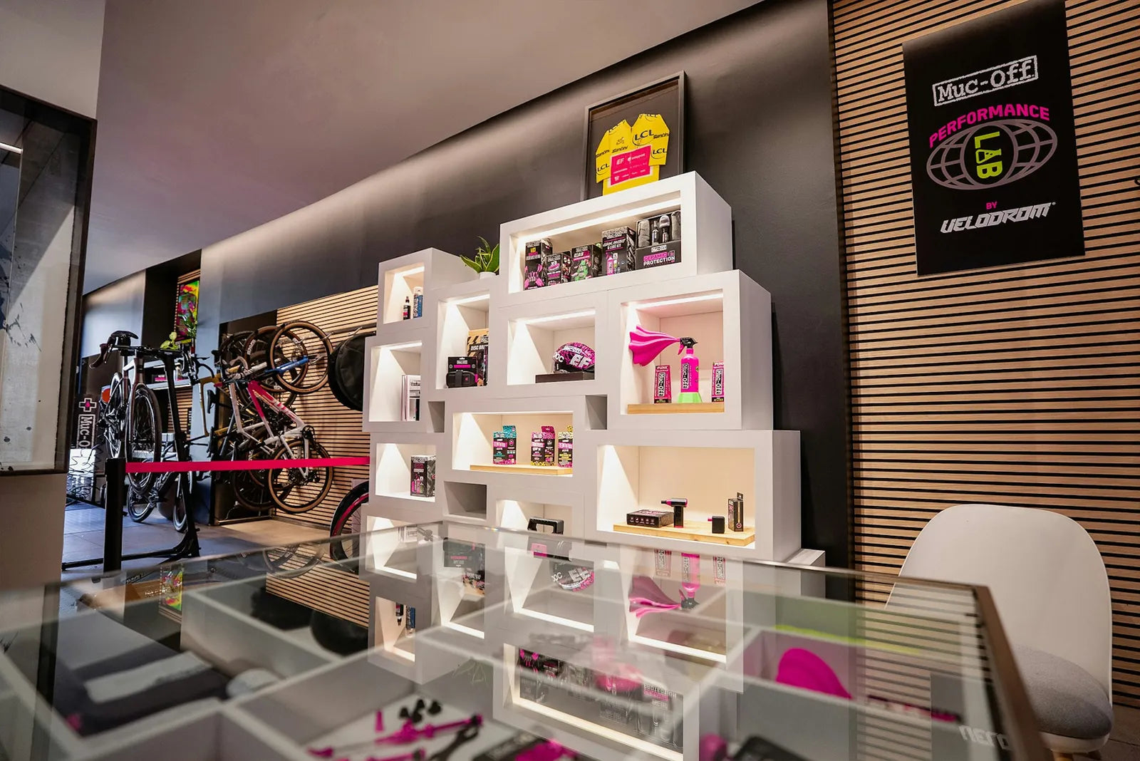 Muc-Off Performance Lab Girona by Velodrom