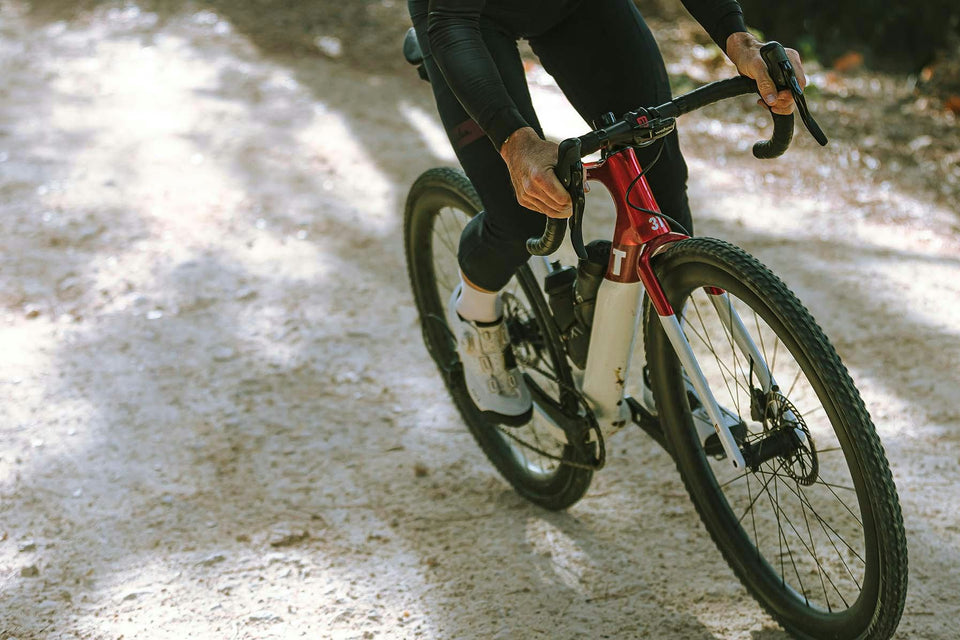 ¿Qué es el Gravel? Carreteras, pistas y senderos.