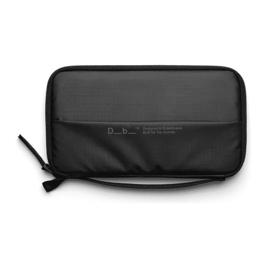 DB JOURNEY Essential Passport Cover - Black Out