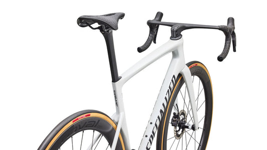 SPECIALIZED TARMAC SL9 SLEVEL ROAD BIKE - METALLIC WHITE SILVER/TARMAC BLACK