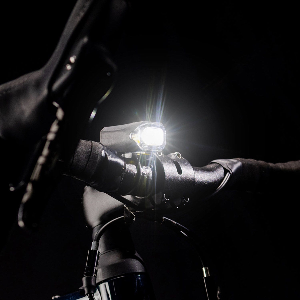LEZYNE KTV DRIVE 300+ FRONT LIGHT - Black