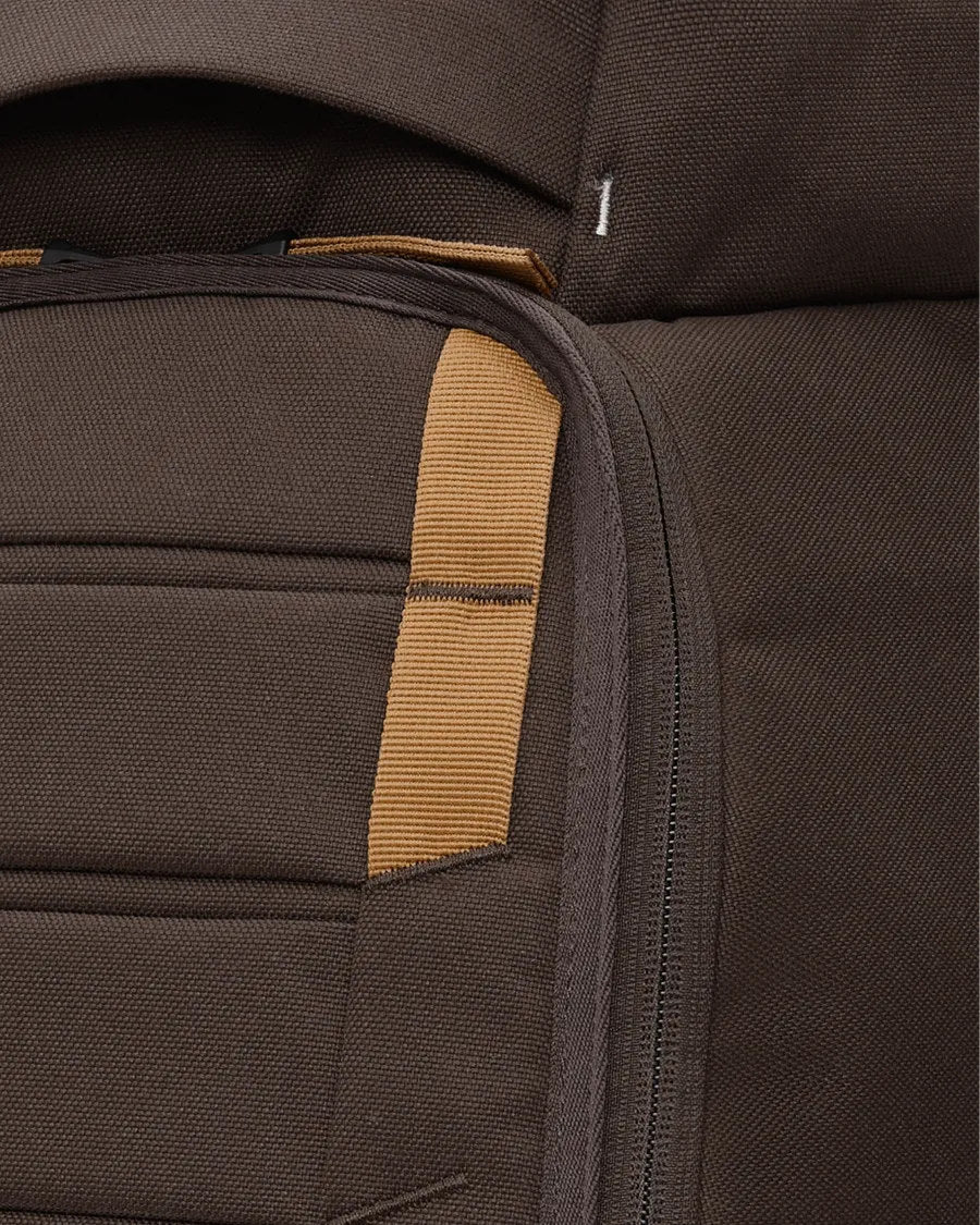DB Hugger Backpack 30L - Espresso