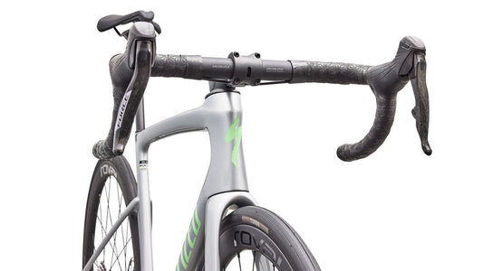 SPECIALIZED TARMAC SL9 EXPERT ROAD BIKE - SILVER DUST/POWDER LIME