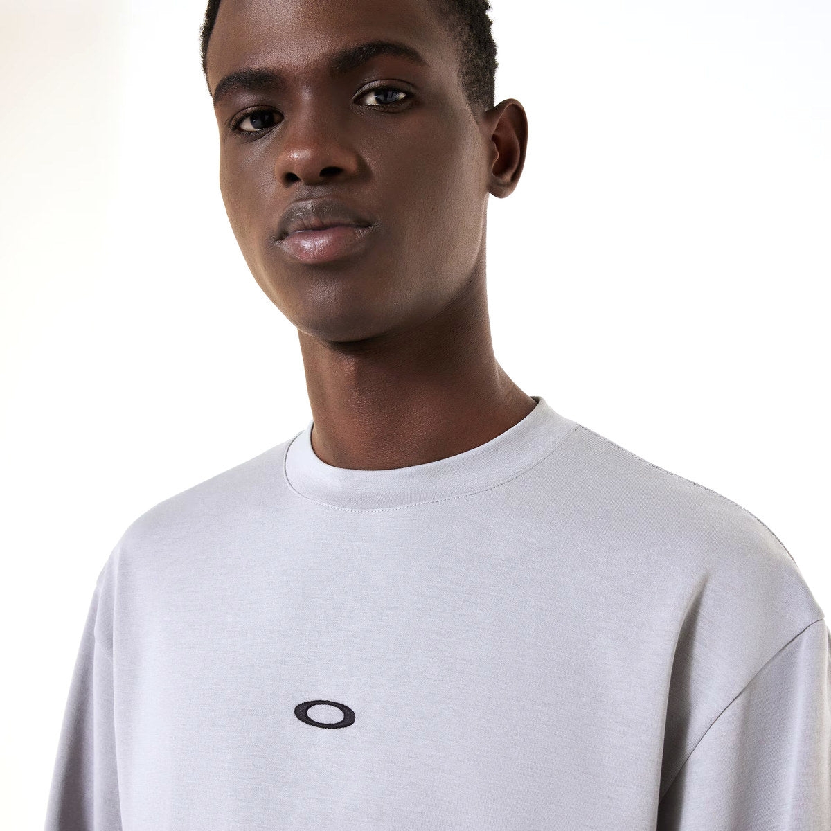 OAKLEY Driven Tee - Cement