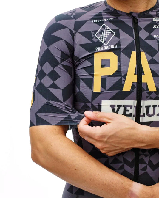 PAS NORMAL STUDIOS Mechanism Pro Women`s Jersey - AOP Origami Grey