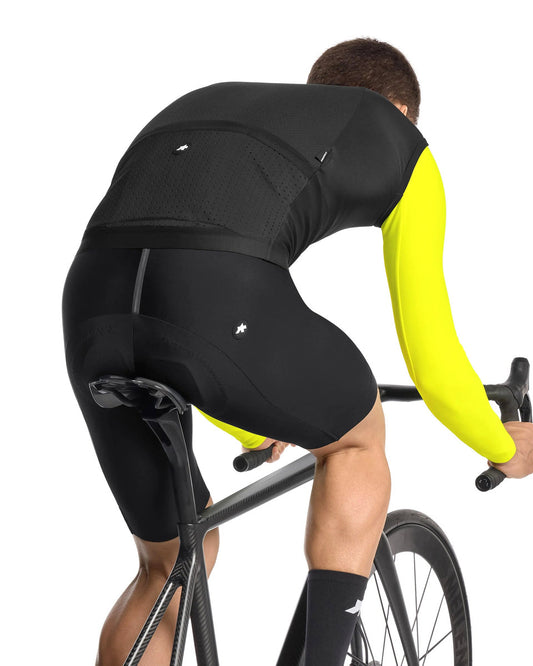 ASSOS EQUIPE R Spring Fall Vest S11 - Black