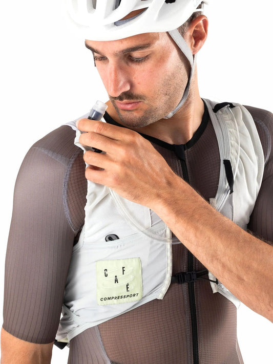 CAFÉ DU CYCLISTE UltRide Evo 8 Hydratation Vest - Gray/Green