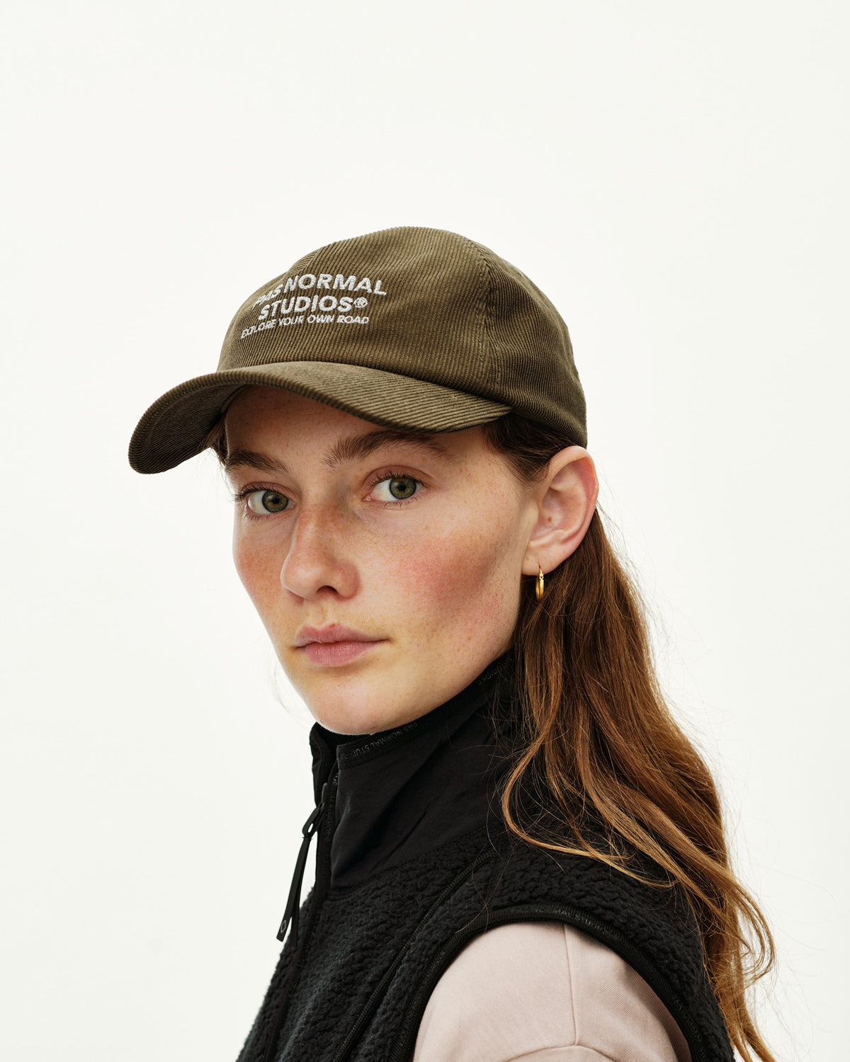 PAS NORMAL STUDIOS OFF-RACE TECH CORDUROY Casquette - DEEP OLIVE