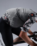 THE ONE OFF Helium Bodywarmer fiets - Future Gray