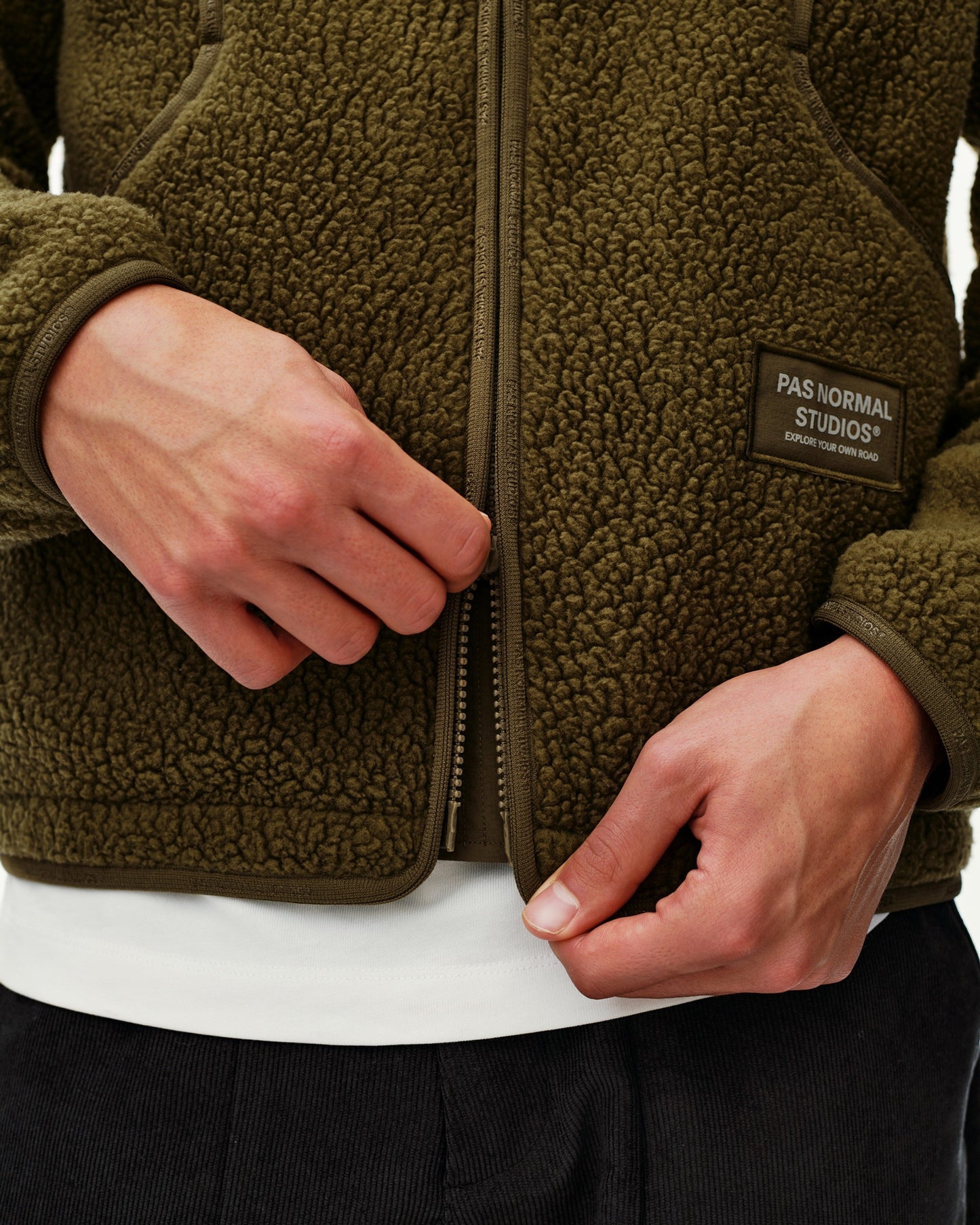 PAS NORMAL STUDIOS Off Race Pile Chaqueta polar - Deep Olive