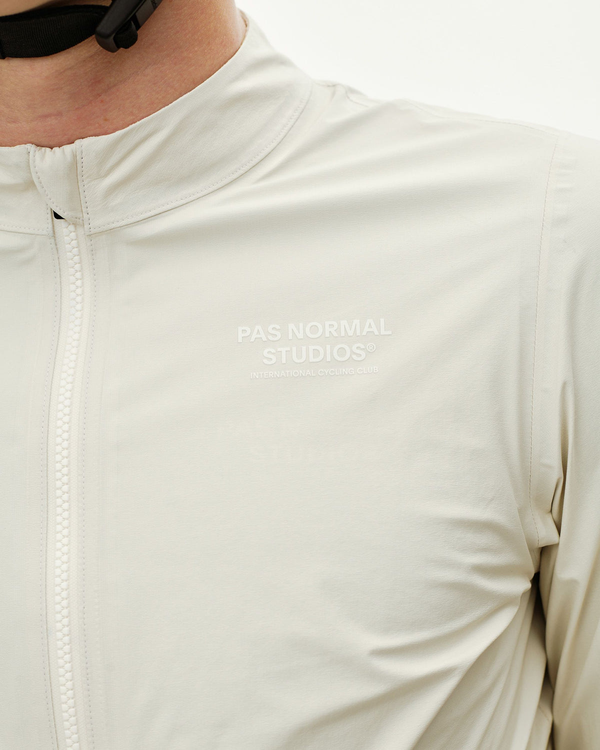 PAS NORMAL STUDIOS MECHANISM Jaqueta impermeable - OFF Blanc