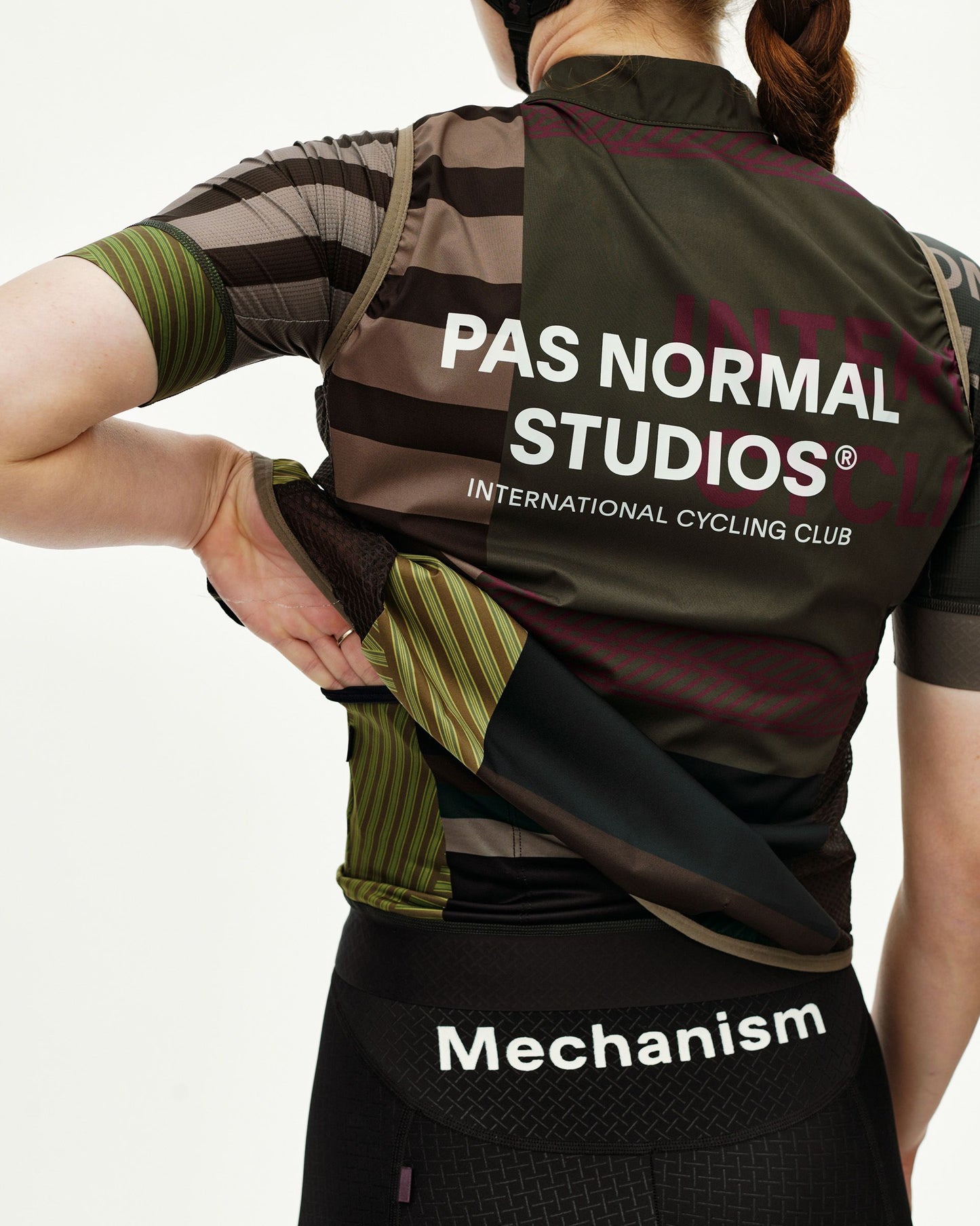 PAS NORMAL STUDIOS MECHANISM STOW AWAY Chaleco de ciclismo - INTERNATIONAL EARTH