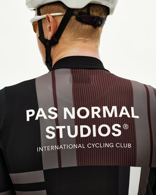 PAS NORMAL STUDIOS Hommes Mechanism Maillot manches longues - AOP International Dark Olive