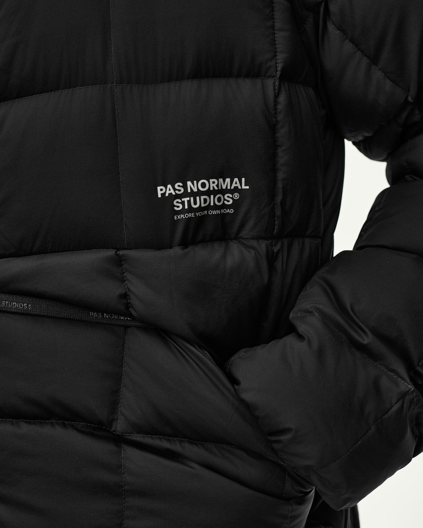 PAS NORMAL STUDIOS Off Race Down Liner Chaqueta - Negro