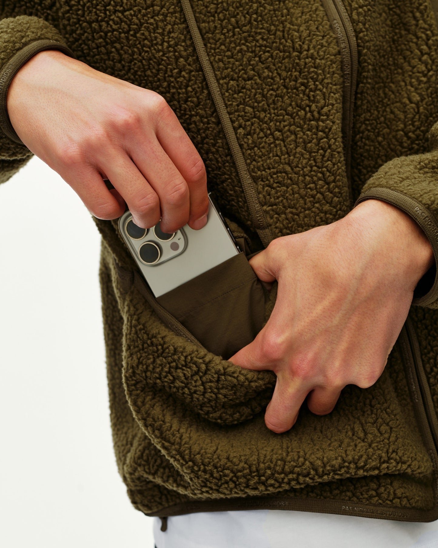PAS NORMAL STUDIOS Off Race Pile Chaqueta polar - Deep Olive