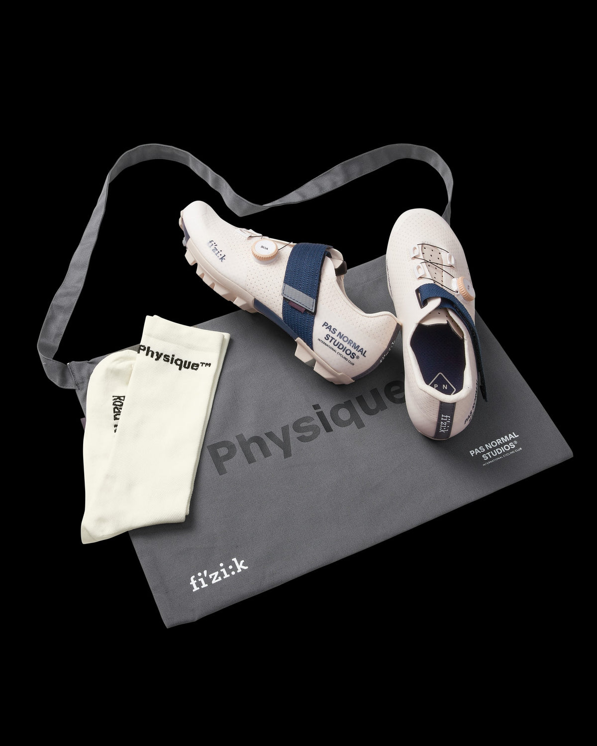 PAS NORMAL STUDIOS x Fizik Ferox Carbon - Off White