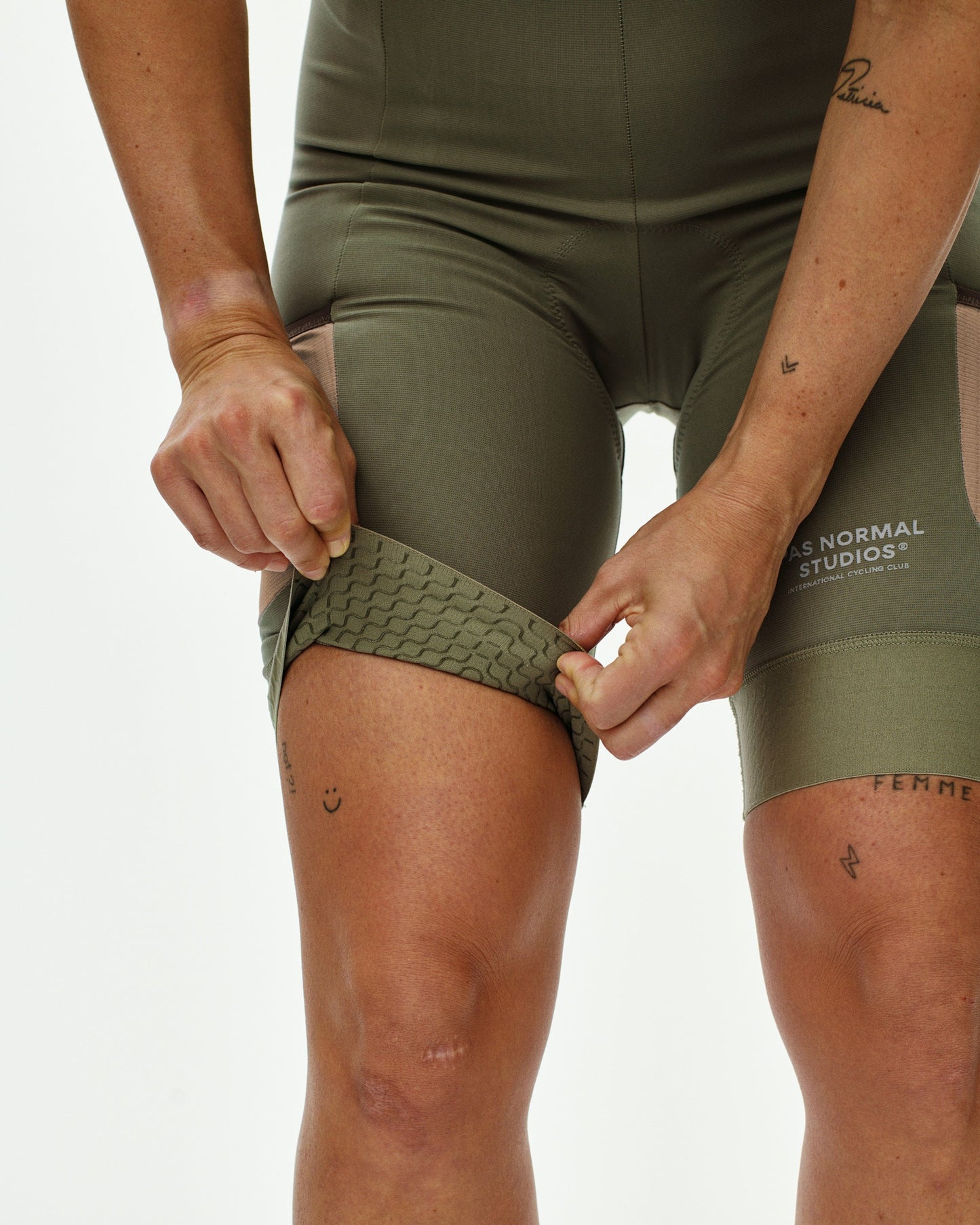 PAS NORMAL STUDIOS Mujer Escapism Cargo Culotte Corto - Light Olive