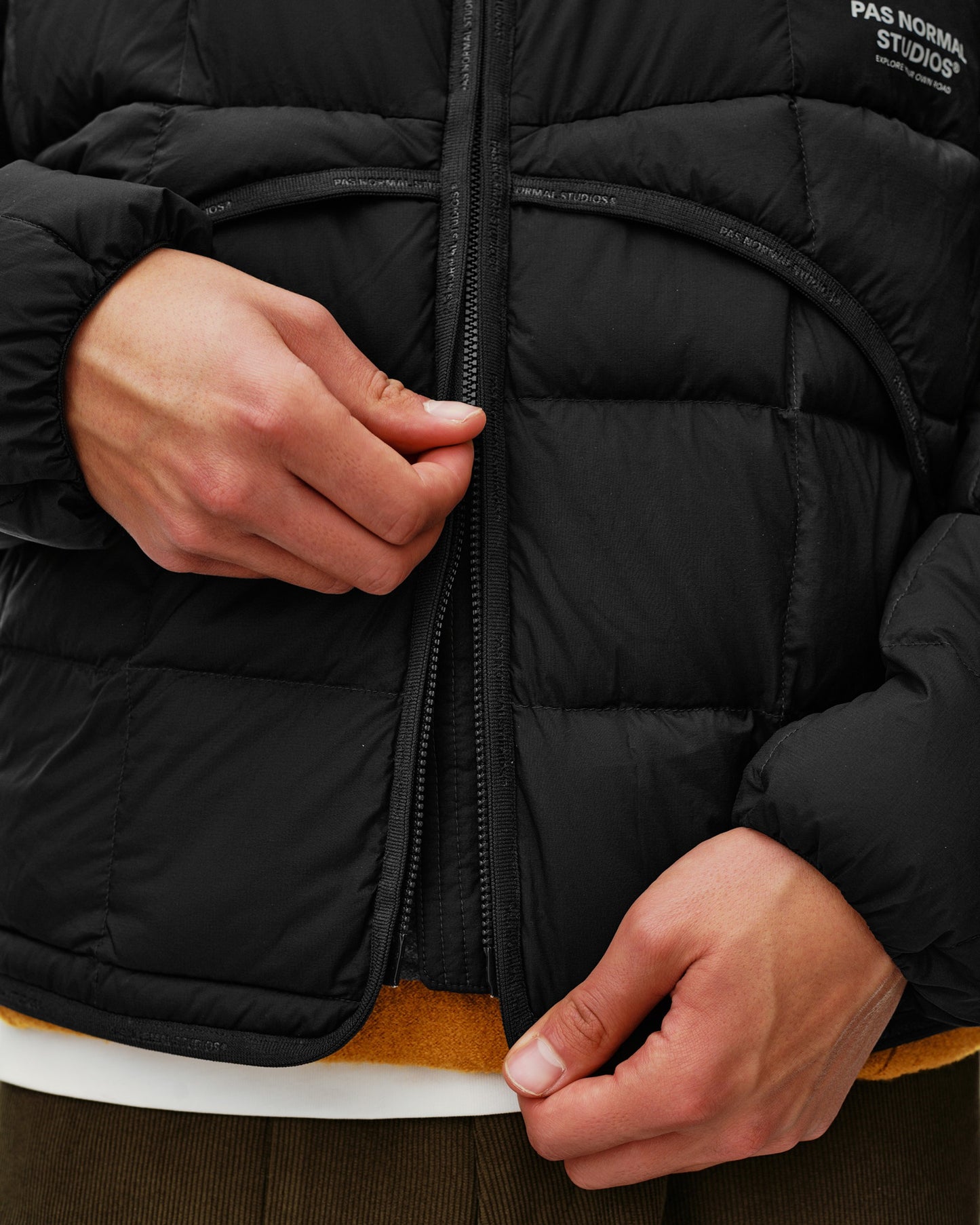 PAS NORMAL STUDIOS Off Race Down Liner Chaqueta - Negro