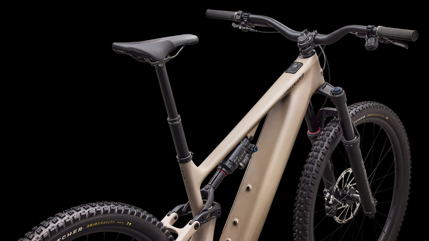SPECIALIZED TURBO LEVO 4 EXPERT Bicicleta elèctrica de muntanya- SANDSTONE METALLIC/Negre PEARL/BRONZE GOLD METALLIC