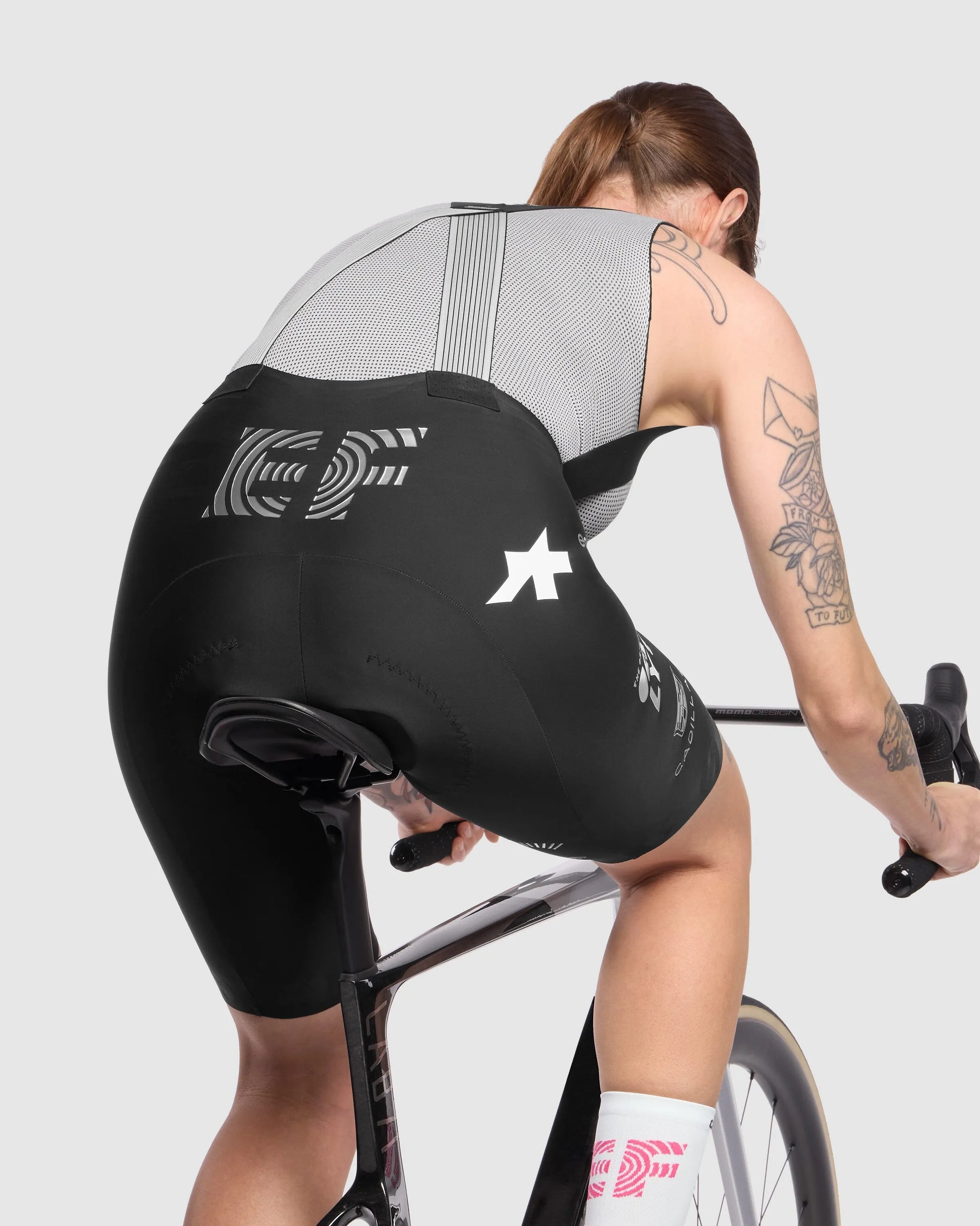 ASSOS DYORA R Bib Shorts S11 EF - Black