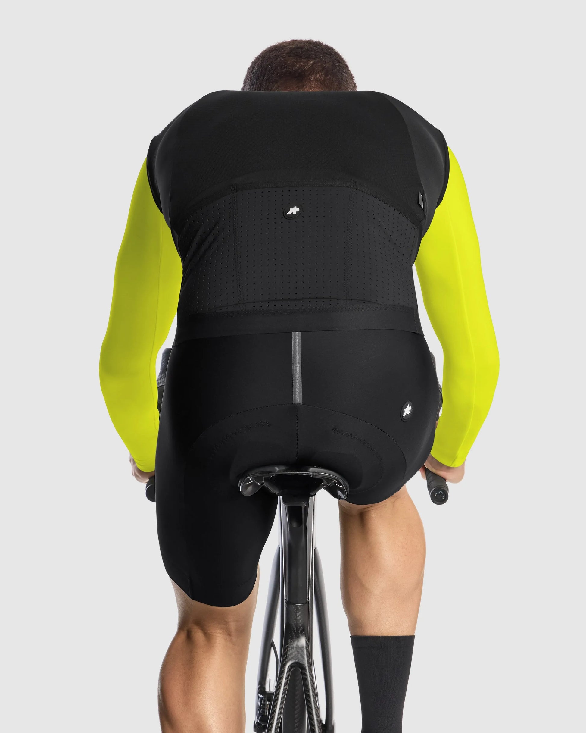 ASSOS EQUIPE R Spring Fall Gilet S11 - Black