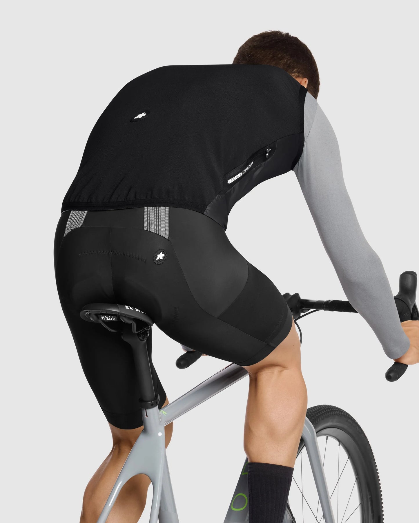 ASSOS TACTICA Shell Vest T5 - Black