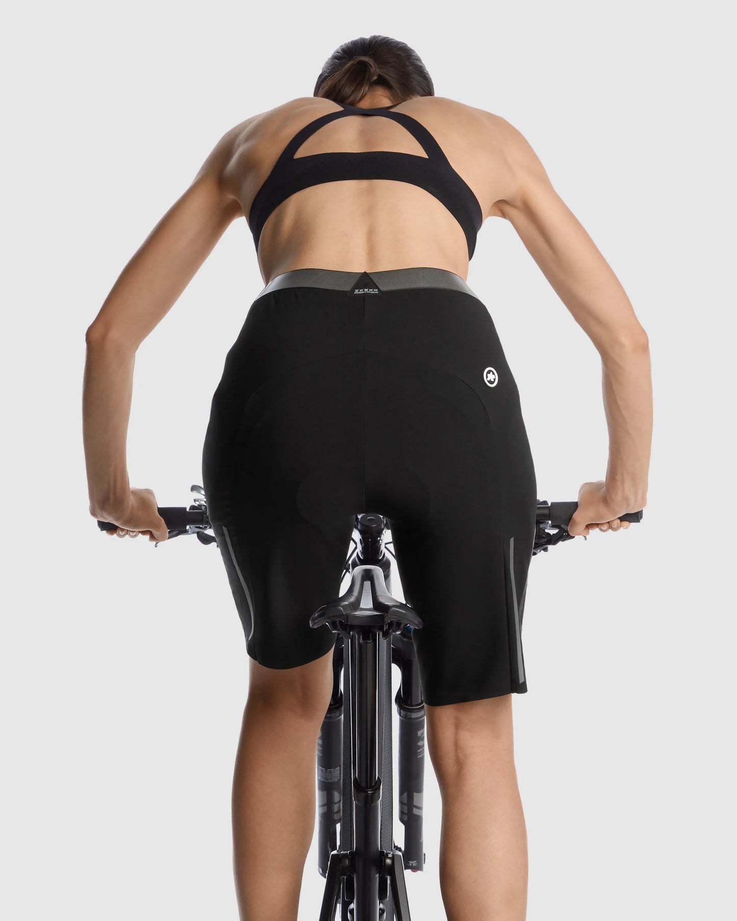 ASSOS Trail Tactica Women's Cargo Shorts T3 - Black