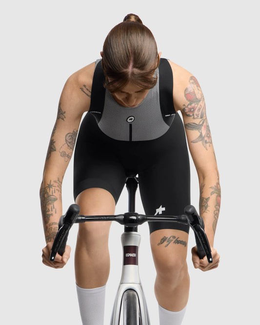 ASSOS UMA GT Bib Shorts S11 - Black