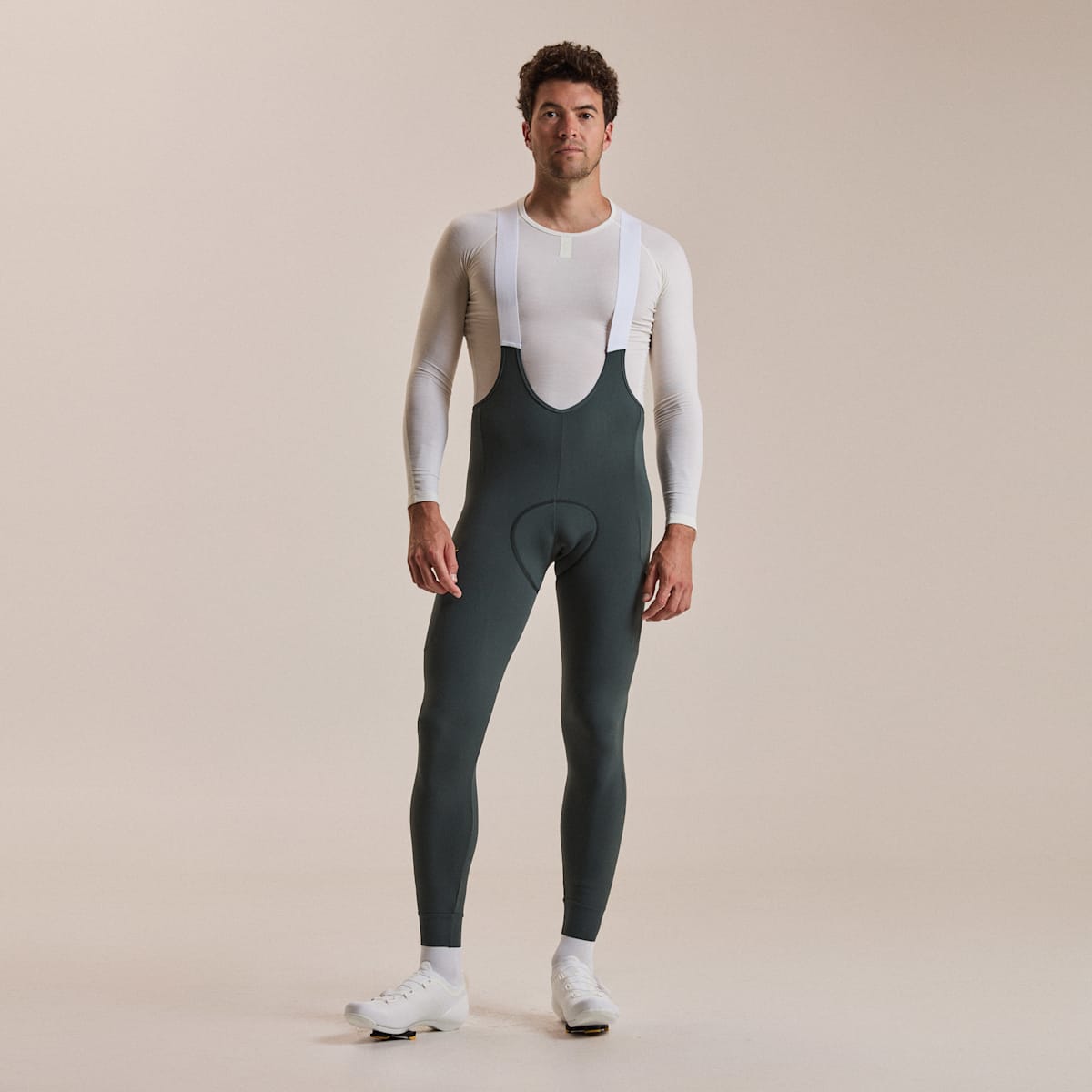 RAPHA Brevet Cargo Winter Tights Dark Forest/Chartreuse - on model