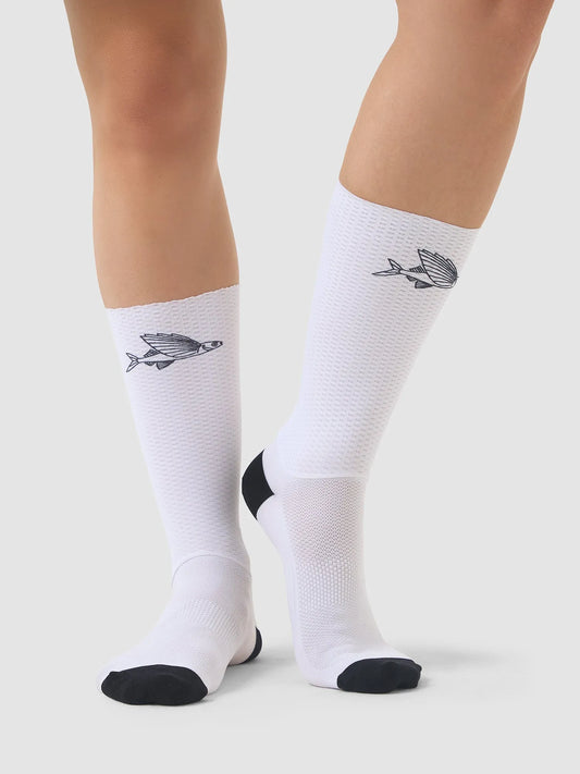 CAFE DU CYCLISTE Aero Socks Flying Fish - White