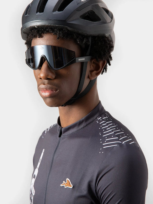 CAFE DU CYCLISTE Eyewear Emile Mirrored Sports Sunglasses - Black