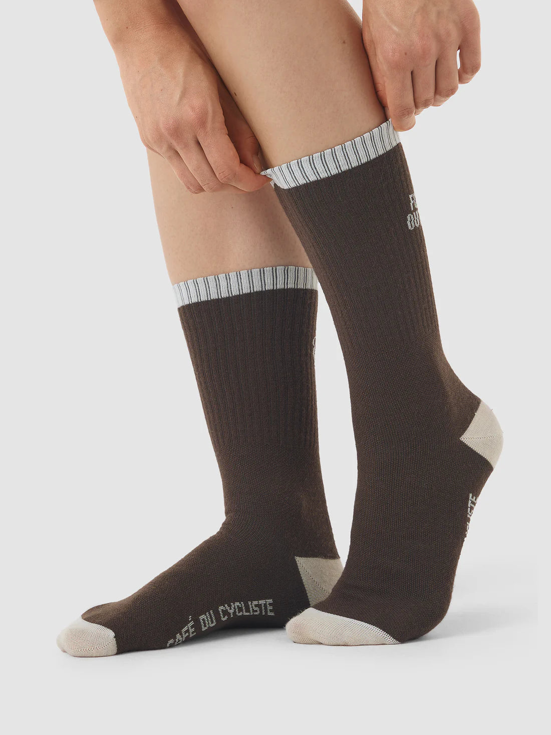 CAFE DU CYCLISTE Motto Cycling Socks - Chocolate