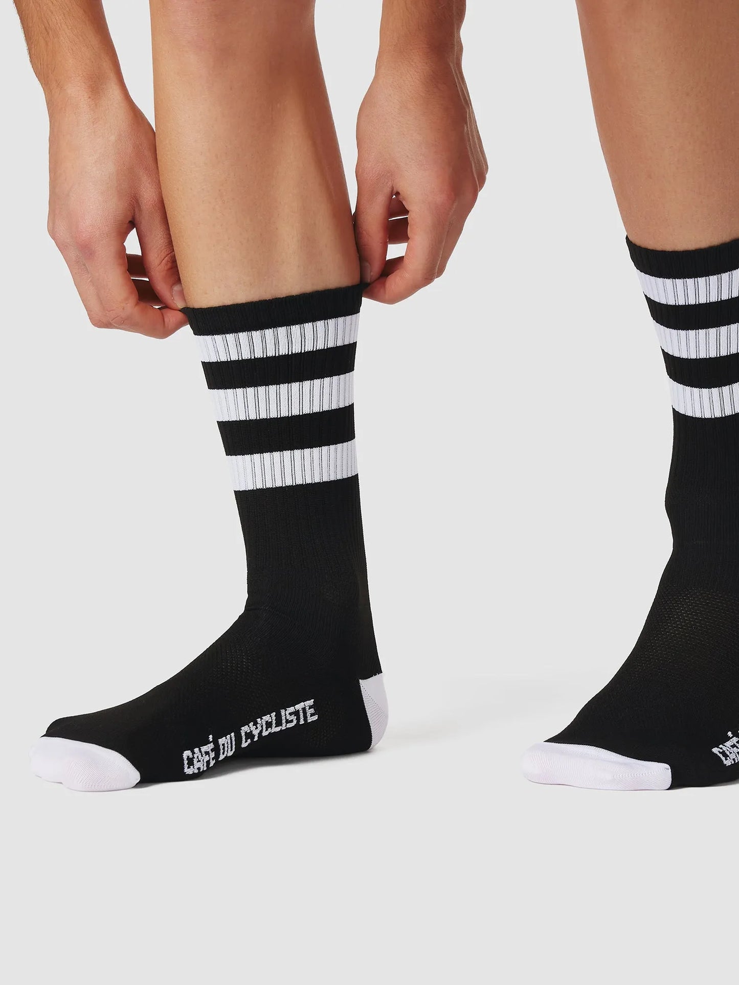 CAFÉ DU CYCLISTE Skate Socks - White