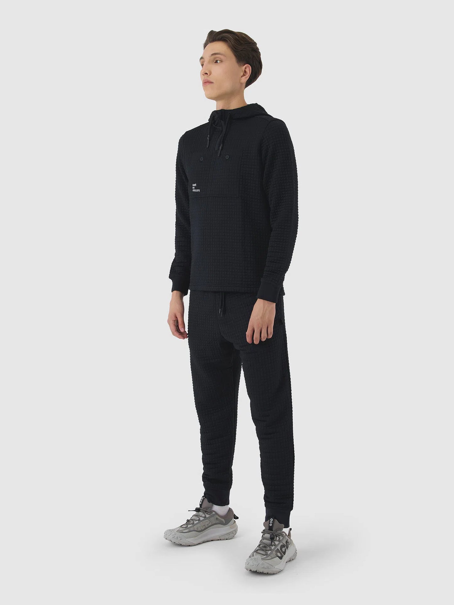 CAFE DU CYCLISTE Thelma Active Sweatshirt - Black