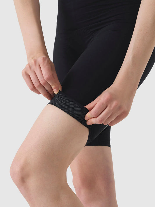 CAFE DU CYCLISTE Victoire Race Women Bib Shorts - Black