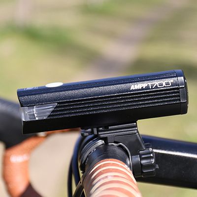 CATEYE AMPP 1700 FRONT - LIGHT