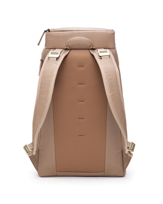 DB Hugger Backpack 30L - Affogato Brown