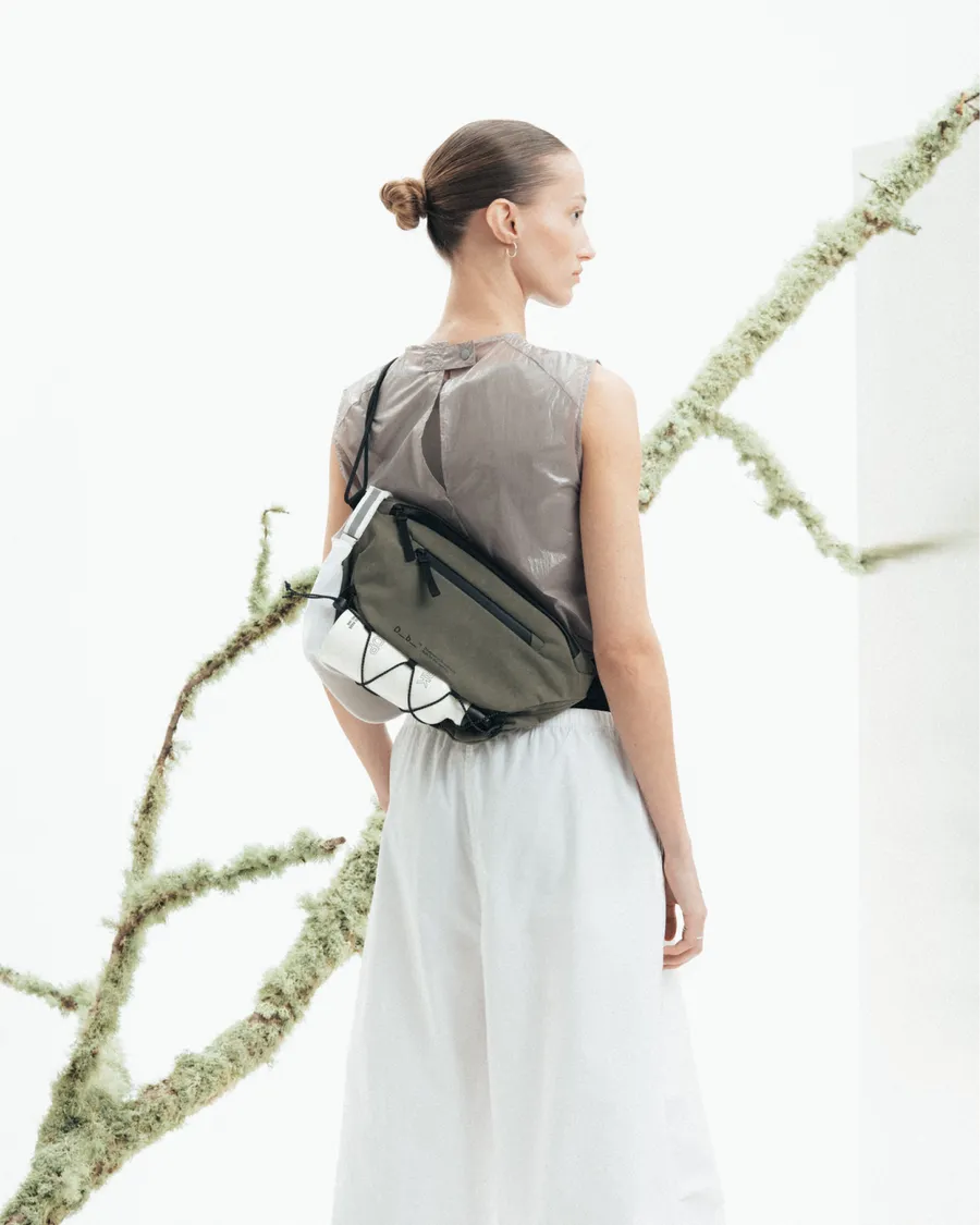 DB Journey Roamer Pro Sling Bag 6L - Forest Green