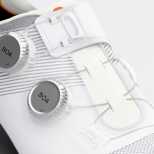 DMT KR0 EVO SUPERLIGHT SHOES - WHITE/SILVER