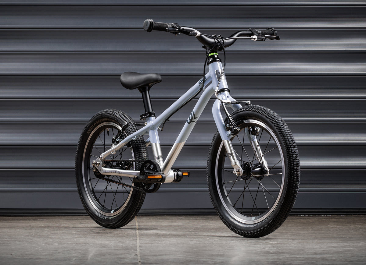 EARLY RIDER Belter 16 Kids Bike - Arctic Blue/Brushed