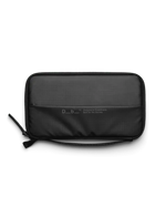 DB JOURNEY Essential Passport Cover - Negro Out
