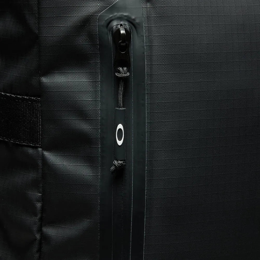 OAKLEY Terraquest 50L Hybrid Duffle - Pitch Schwarz