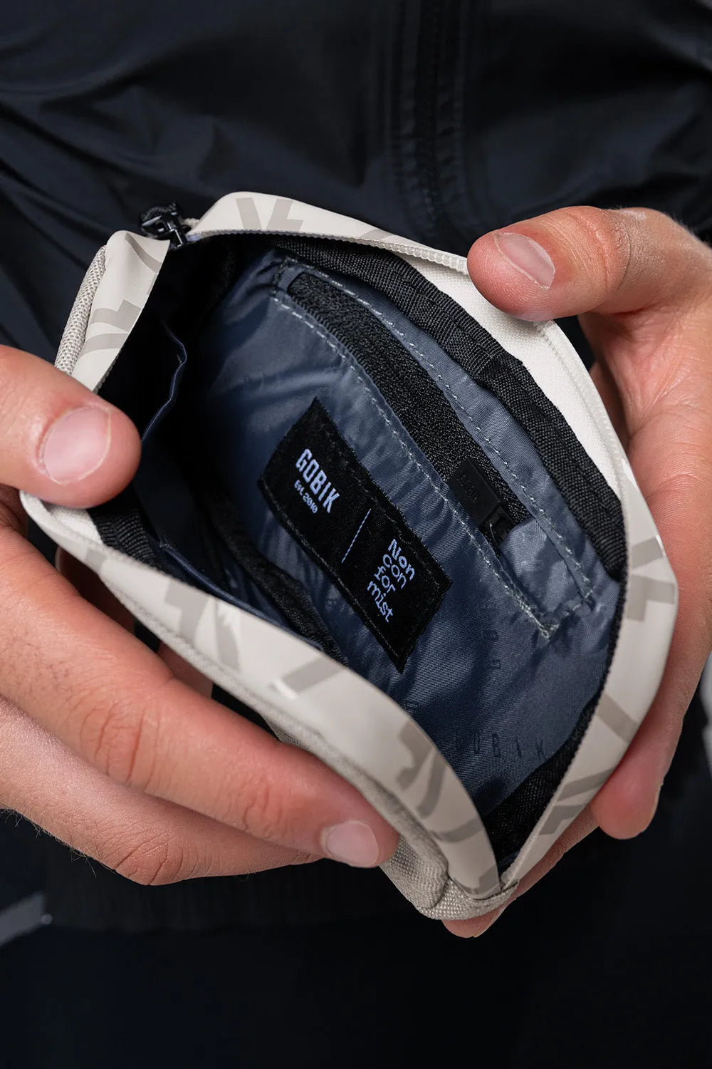 GOBIK Essential 2.0 Phone Case - Tofu