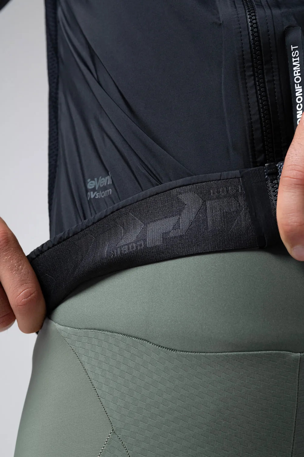 GOBIK Exo 2.0 Water Resistant Jaquet - Royal Black