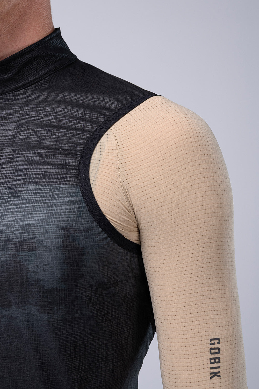 GOBIK PLUS 2.0 GILET - BLACKCURRANT